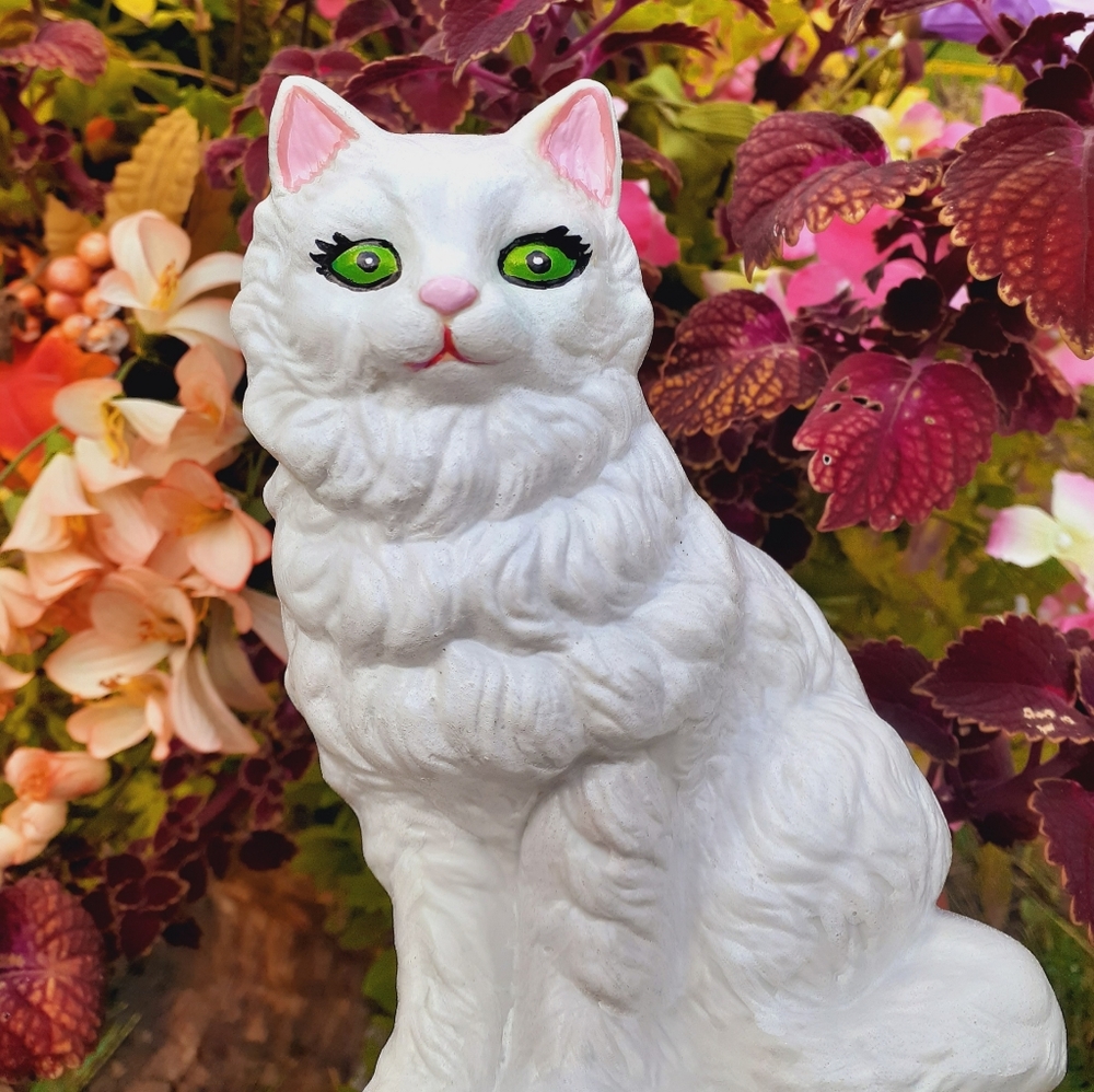 Greeneyed Cat